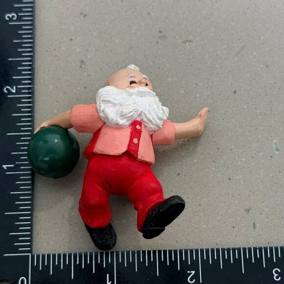 Santa Bowling Figurine North Pole Bowl Christmas Ornament 1983 Miniature - Picture 5 of 5